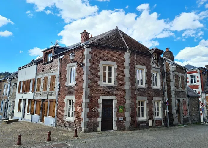 Le Clocher Hébergement de vacances *